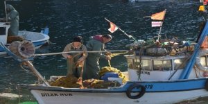 Ordulu balıkçıların en büyük yardımcısı eşleri