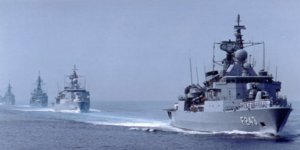 Savaş gemilerimiz dosta güven, düşmana korku salıyor