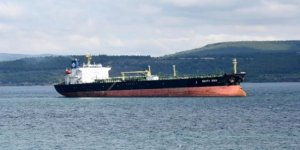 Çanakkale Boğazı’nda arızalanan tanker korkuttu