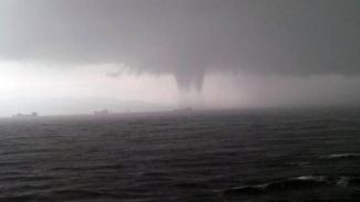 İzmit Körfezi'nde hortum oluştu