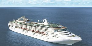 Yolcu gemisiyle uyuşturucu taşıyan şebeke tutuklandı