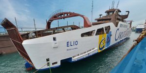 Akdeniz’in ilk LNG ile çalışan feribotu Sefine’den