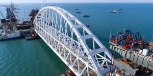 Kerç köprüsünü askeri dalgıçlar koruyacak iddiası