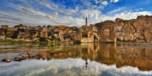 Hasankeyf, turistlerin akınına uğradı
