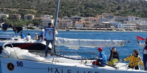 Çeşme’de Tekneler Çocuklar için yarıştı