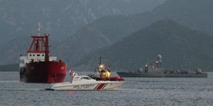 Türk gemisi Yunan savaş gemisiyle çarpıştı