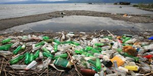 Akdeniz kıyıları plastik atık esaretinde!