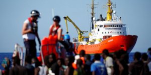 629 göçmen için İtalyan yardım gemileri harekete geçti