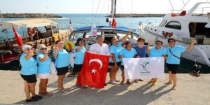 Barış elçisi kadınlar Side’ye demir attı