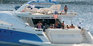 Survivor adlı motoryat batma tehlikesi atlattı