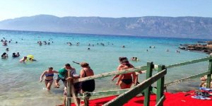 Terlikle girmenin yasak olduğu plaj