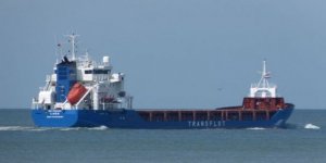 Patlayıcı yüklü Rus gemisi Güney Afrika'da durduruldu