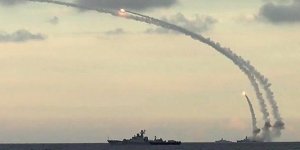 Rus donanmasından Karadeniz'de tatbikat