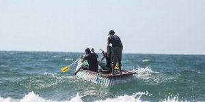 700 pet şişeden yaptığı tekne ile balıkçılık yapıyor