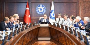 İzmir'de önemli kruvaziyer buluşması