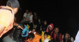 Ege'de 28 göçmen Sahil Güvenlik tarafından kurtarıldı