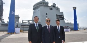 Askeri gemi Pakistan'a yeni ihracatlara kapı açtı