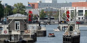 Ren nehrinin su seviyesinde tarihi düşüş