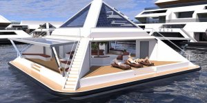 Piramit biçiminde inşa edilmiş yüzen yapılar