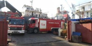 Tuzla'da tersanedeki gemide yangın