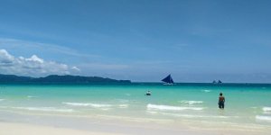 Turizme yeniden açılan Boracay'da 'sıkıyönetim'