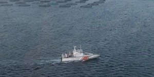 Dikili’de göçmen teknesi battı; 10 kayıp