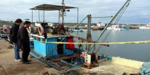 Balıkçı teknesinde boğazı kesilerek öldürüldü