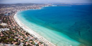 Çeşme Ilıca plajı belediyeye devredildi