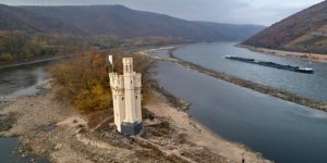 Ren Nehri Almanya’yı akaryakıt krizine soktu