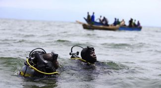 Mültecileri taşıyan tekne battı: 2 ölü 19 kayıp