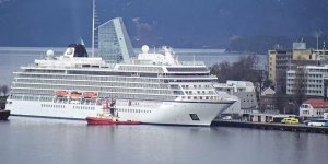 Yürekleri ağıza getiren gemi limana yanaştı