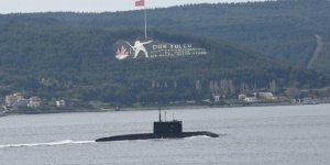 Rus denizaltı Çanakkale Boğazı'ndan çıkış yaptı