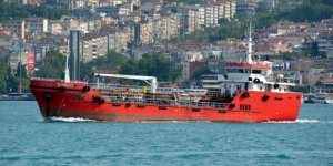 Akdeniz'de göçmenler petrol tankerini kaçırdı