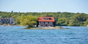 Dünyanın en küçük adası 306 metrekare