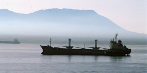 İran'a Ait 3 Ton Uyuşturucu Yüklü Gemiye El Konuldu