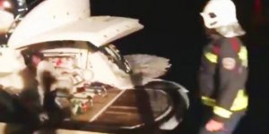 Dünya boks şampiyonu yanan yattan kurtarıldı