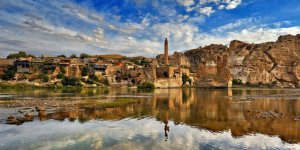 Tarihi Hasankeyf Kalesi'ne tekneyle ulaşılacak