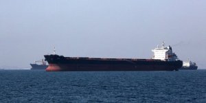 İran gemisinin kaptanları tutuklandı