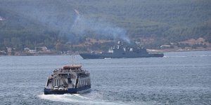 Rus gemileri peş peşe geçti