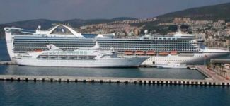 Doğu Akdeniz limanlarının boşluğunu İzmir doldurdu