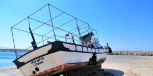 Trol ile balıkçı teknesi çarpıştı