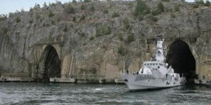 İsveç Deniz Kuvvetleri mağaraya konuşlandı