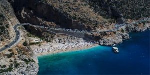 Kaputaş Plajı'ndan geçecek yola mahkemeden iptal