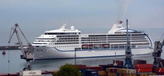 Bahama Bandıralı “Seven Seas Mariner” Trabzon'da