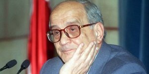 Denizci yazar Prof. Mümtaz Soysal hayatını kaybetti