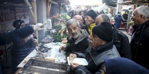 Ankaralılara hamsi dağıtıldı