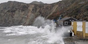 Dennis Fırtınası can aldı