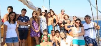 Somalı çocuklar, STS okul gemisinde