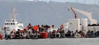 82 göçmen Karadeniz'de terkedilmiş halde bulundu