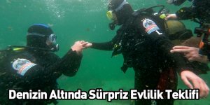 Denizin Altında Sürpriz Evlilik Teklifi